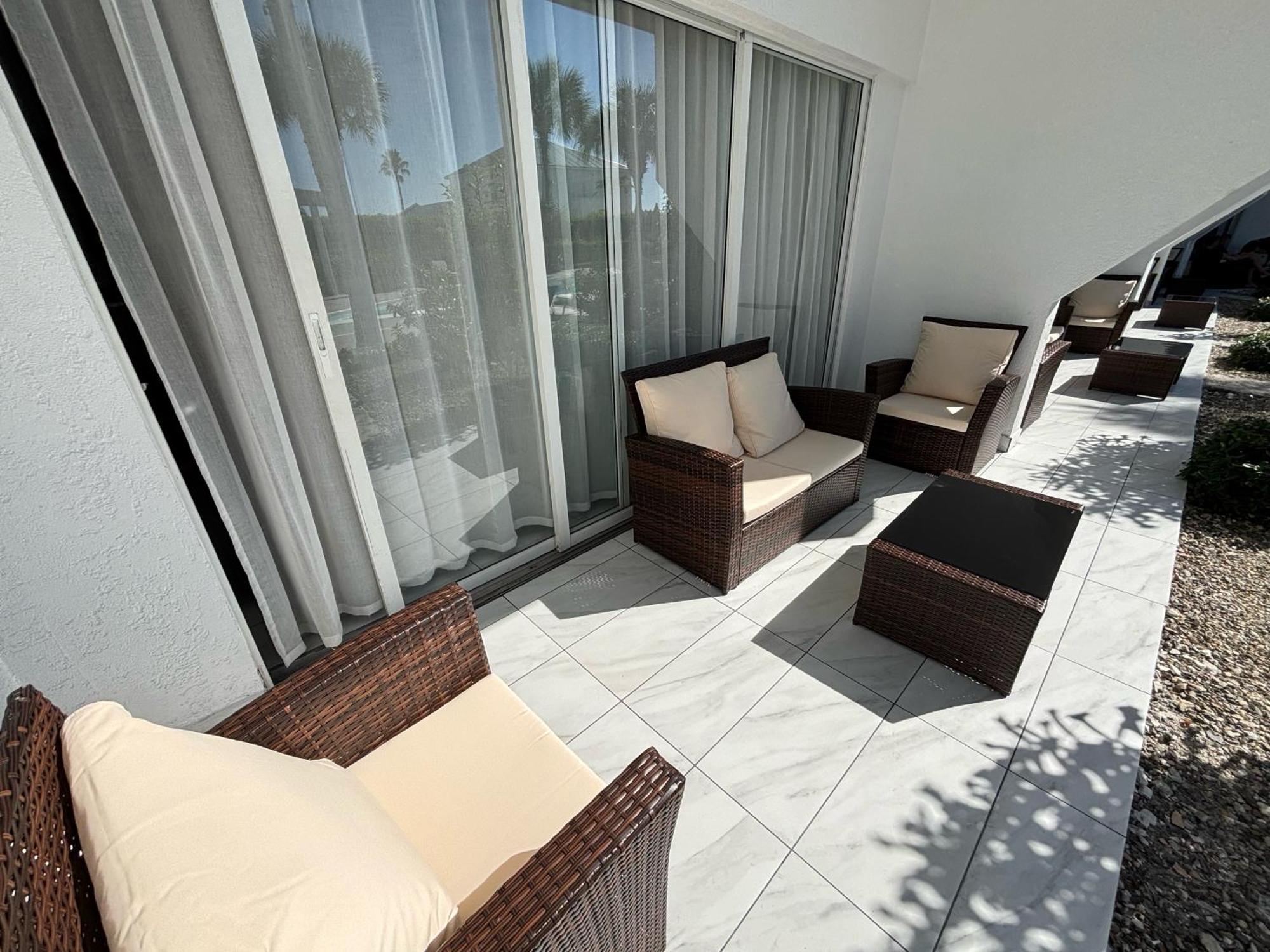 Grace Bay Suites Exteriör bild