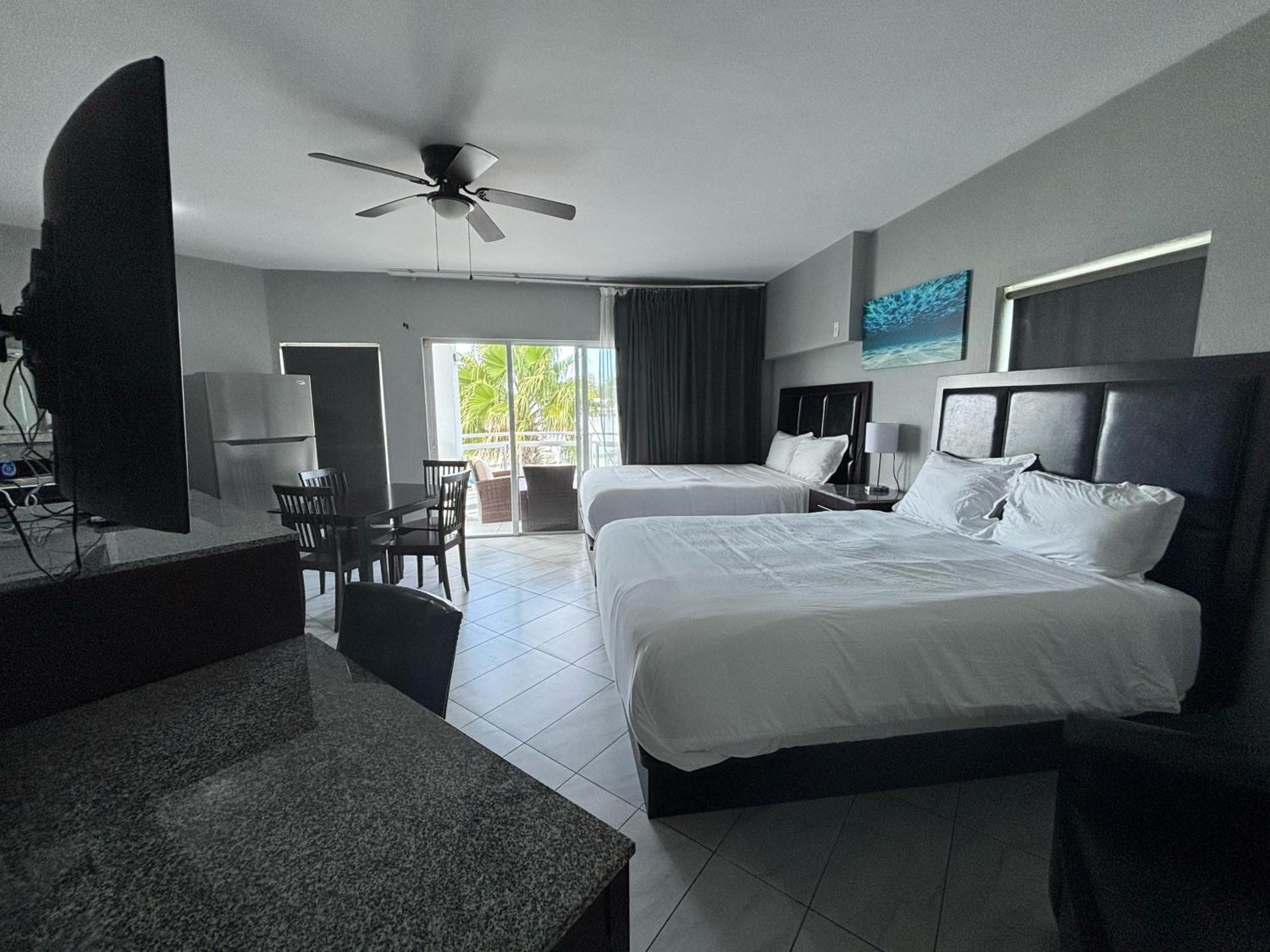 Grace Bay Suites Exteriör bild