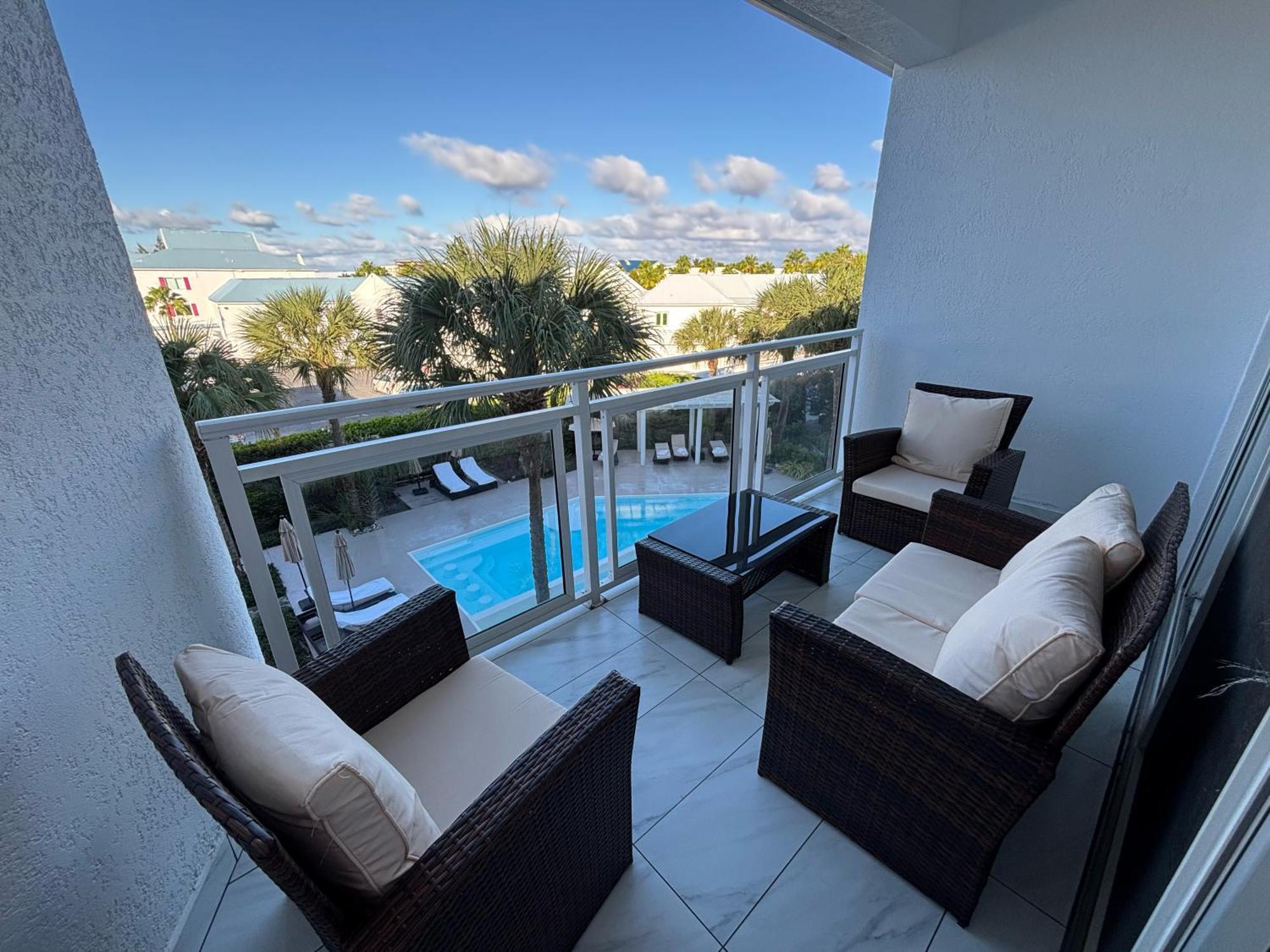 Grace Bay Suites Exteriör bild